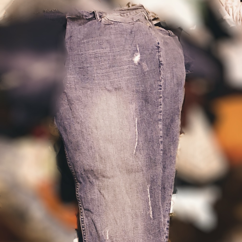 H&M distressed girlfriend jeans